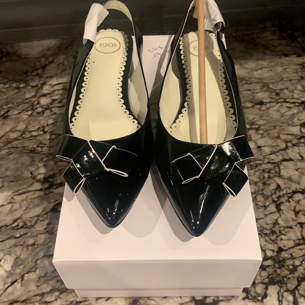 1901 flat shoes